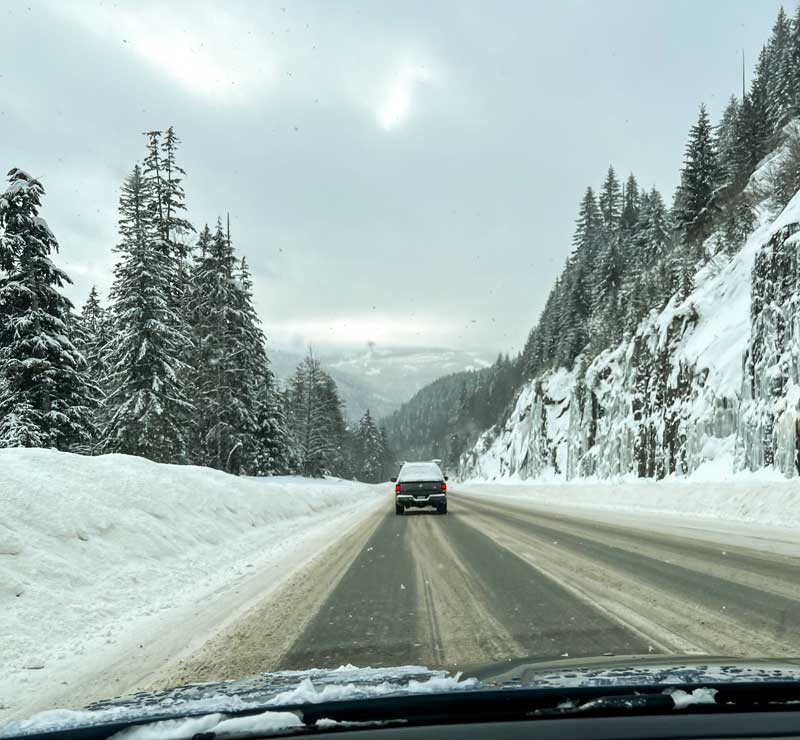 testing blizzak ws90 tires on I-90 in washington state in snowy and icy conditions